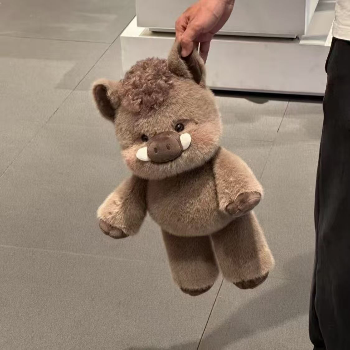 Stuffed Animals Pig Plush Toys 18 inches Piggy Stuffed Animal Soft and Cuddly for Boys and Girls Doll Gift for Kids